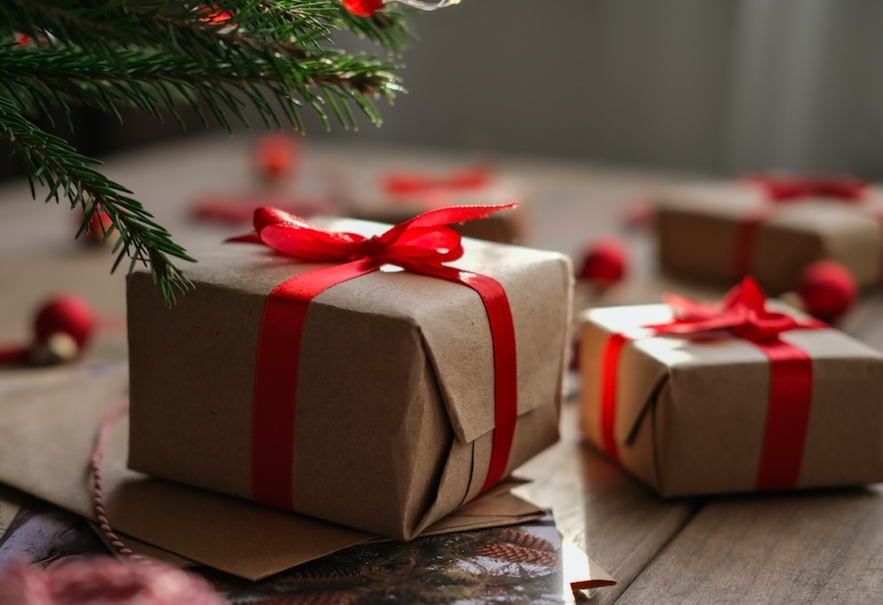 5 razones para regalarte un seguro de vida y ahorro en navidad